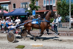 Zomerfestival.IJmuiden-donderdag-20-juli-2023-Korte-baan-Race-Fotos-Fiona-Newsky-0056