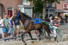 Zomerfestival.IJmuiden-donderdag-20-juli-2023-Publiek-Race-Fotos-Tobias-Bakker-1174