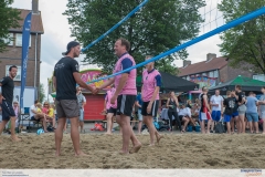 Myra-van-Leeuwen-beachsoccer-1