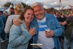 Zomerfestival.IJmuiden-donderdag-20-juli-2023-Publiek-Furnace-and-the-Fundamentals-Fotos-Tobias-Bakker-4050