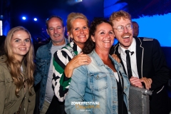 Zomerfestival.IJmuiden-donderdag-20-juli-2023-Publiek-Furnace-and-the-Fundamentals-Fotos-Tobias-Bakker-4684