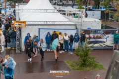 Zomerfestival.IJmuiden-zaterdag-22-juli-2023-The-Dirty-Daddies-Publiek-Fotos-Tobias-Bakker-4743