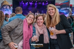 Zomerfestival.IJmuiden-zondag-23-juli-2023-Vrienden-van-Zomerfestival-IJmuiden-Publiek-Fotos-Fiona-Newsky-0216
